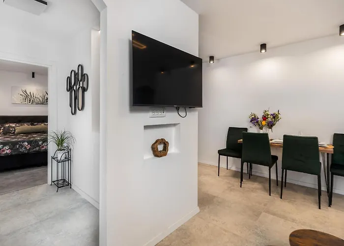 1 Bedroom In 別荘 Hreljin