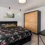 1 Bedroom Beautiful In Holiday home