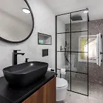 1 Bedroom Beautiful In Hreljin