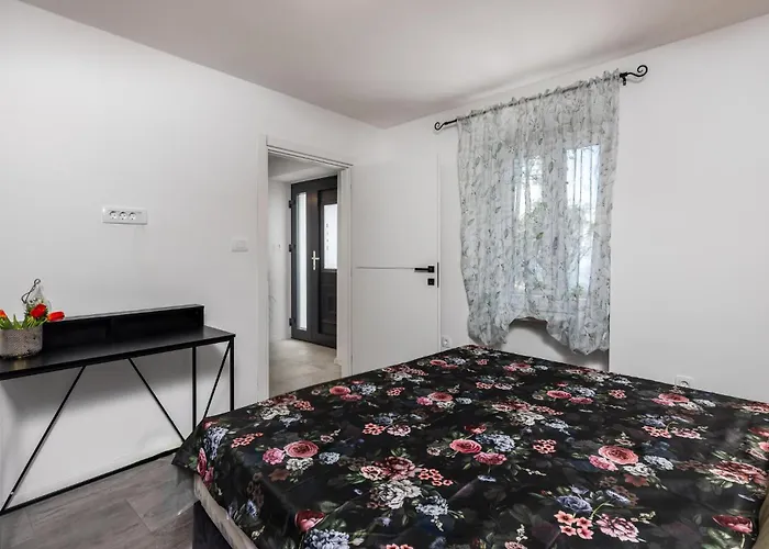 1 Bedroom In Holiday home Hreljin